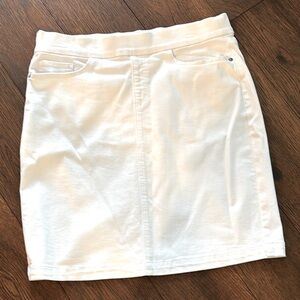 Liz Claiborne White Pencil Denim Skirt Casual NWOT